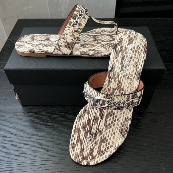 Coach Jaclyn PTE Sandal - Picture 3 of 9